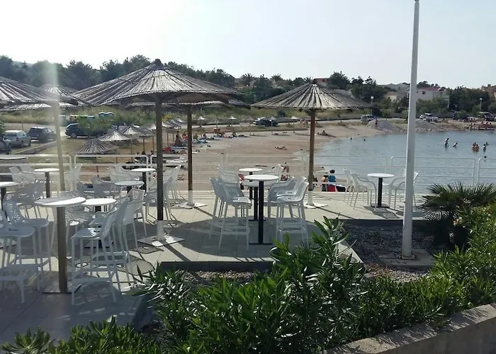 In With Balcony, Air Conditioning, Wifi, Washing Machine 4762-1