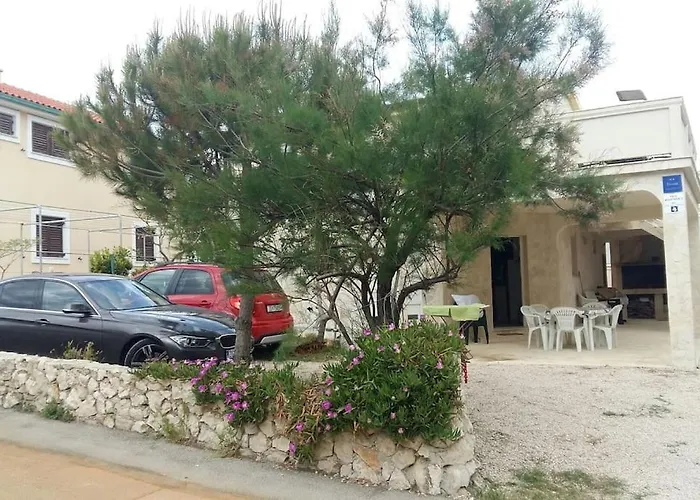 In With Balcony, Air Conditioning, Wifi, Washing Machine 4762-1