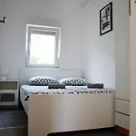 Apartamento In With Balcony, Air Conditioning, Wifi, Washing Machine 4762-1 *