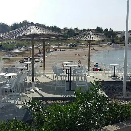 In With Balcony, Air Conditioning, Wifi, Washing Machine 4762-1