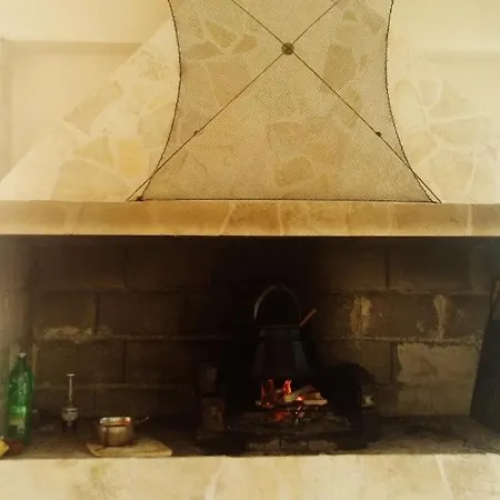 In With Balcony, Air Conditioning, Wifi, Washing Machine 4762-1 Apartment Vir