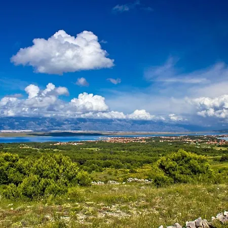 In With Balcony, Air Conditioning, Wifi, Washing Machine 4762-1