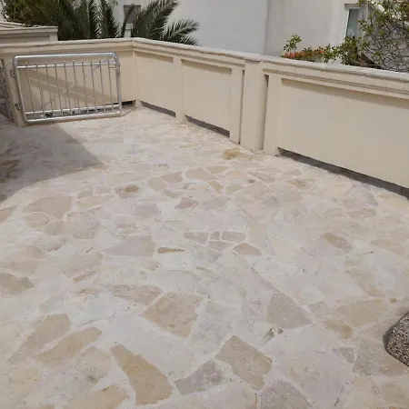 In With Balcony, Air Conditioning, Wifi, Washing Machine 4762-1