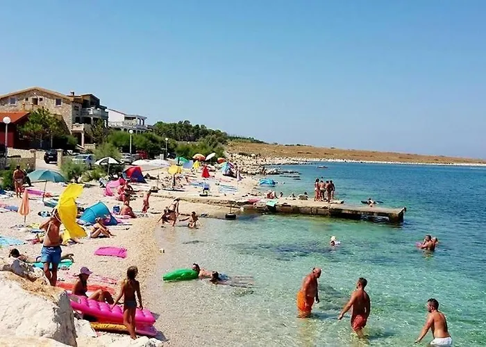 In With Balcony, Air Conditioning, Wifi, Washing Machine 4762-1 * Vir