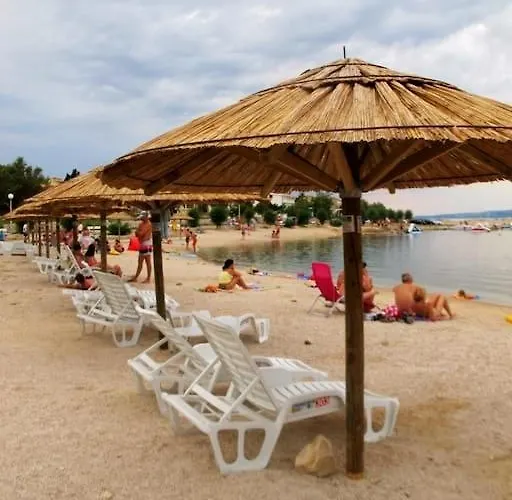 In With Balcony, Air Conditioning, Wifi, Washing Machine 4762-1