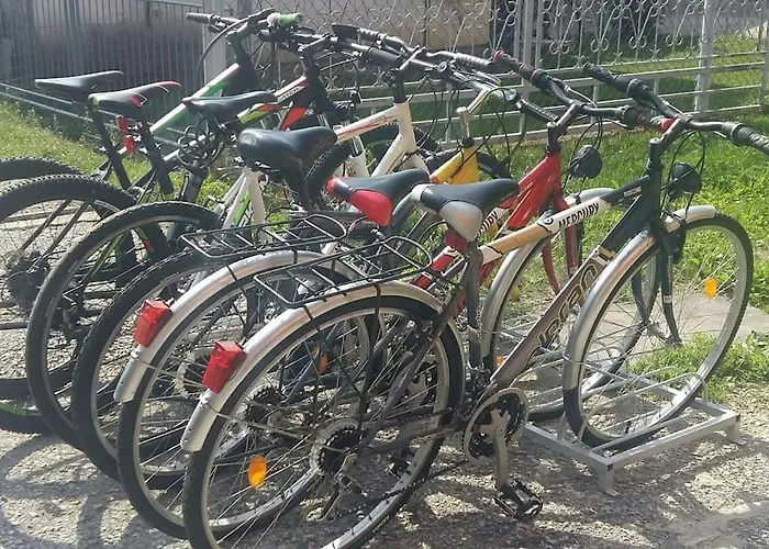 In With Balcony, Air Conditioning, Wifi, Washing Machine 4762-1