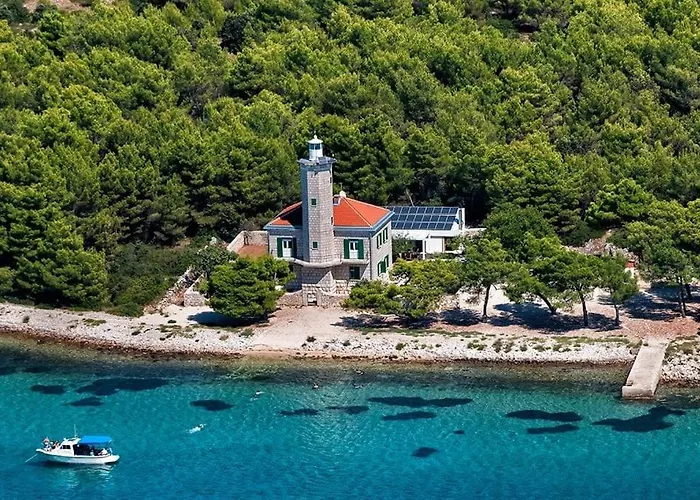 In With Balcony, Air Conditioning, Wifi, Washing Machine 4762-1 * Vir