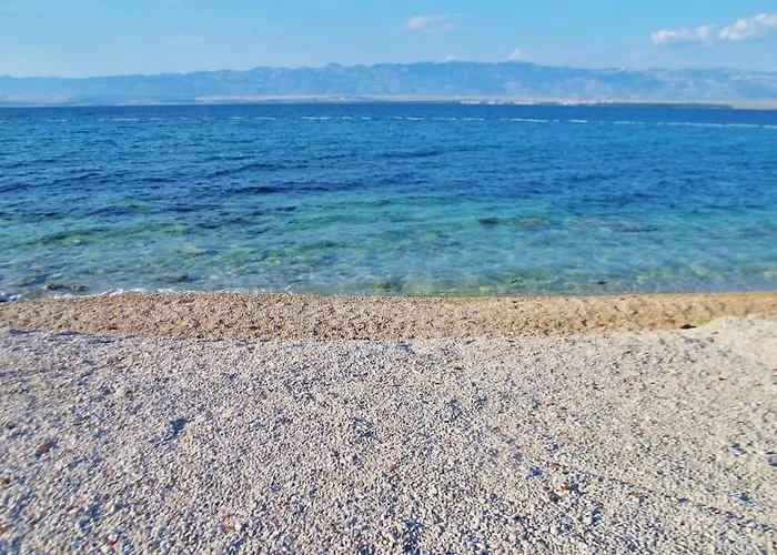 In With Balcony, Air Conditioning, Wifi, Washing Machine 4762-1