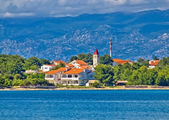 In With Balcony, Air Conditioning, Wifi, Washing Machine 4762-1 *