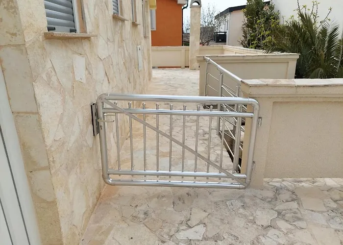 In With Balcony, Air Conditioning, Wifi, Washing Machine 4762-1 Appartement Vir